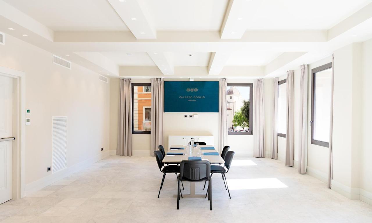 Palazzo Doglio Hotell Cagliari Exteriör bild The boardroom at the European University Barcelona